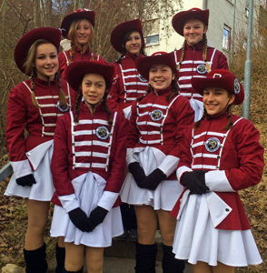 Jugend-Tanzgarde an der Fasnet 2014 beim Umzug in Blaustein